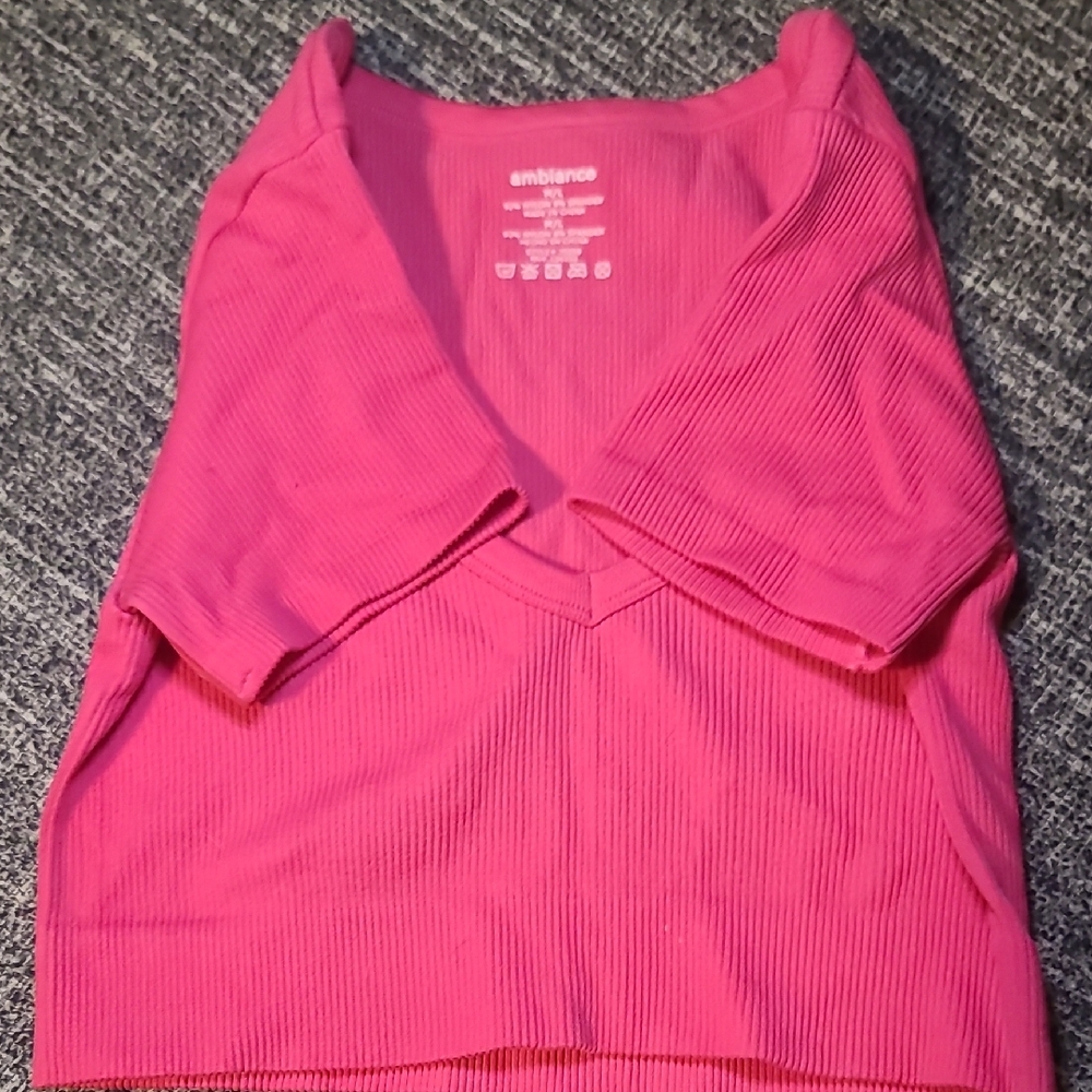 Pink Ribbed Women's Top - Picture 3 of 4